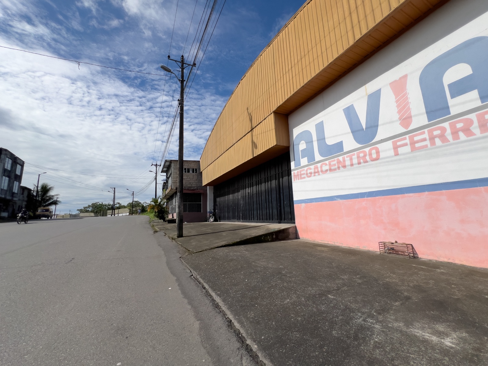 Galpón Industrial, Nueva Loja, Lago Agrio, Sucumbíos