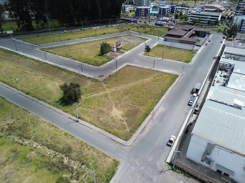 Terreno en venta en Urb. Business Center, Riobamba