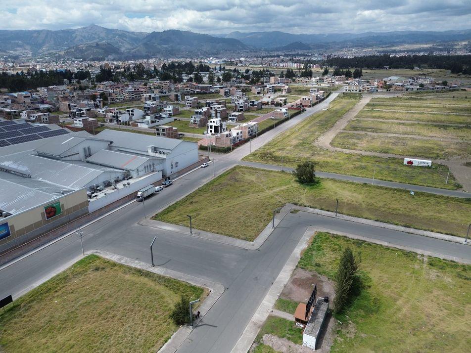Terreno en venta en Urb. Business Center, Riobamba