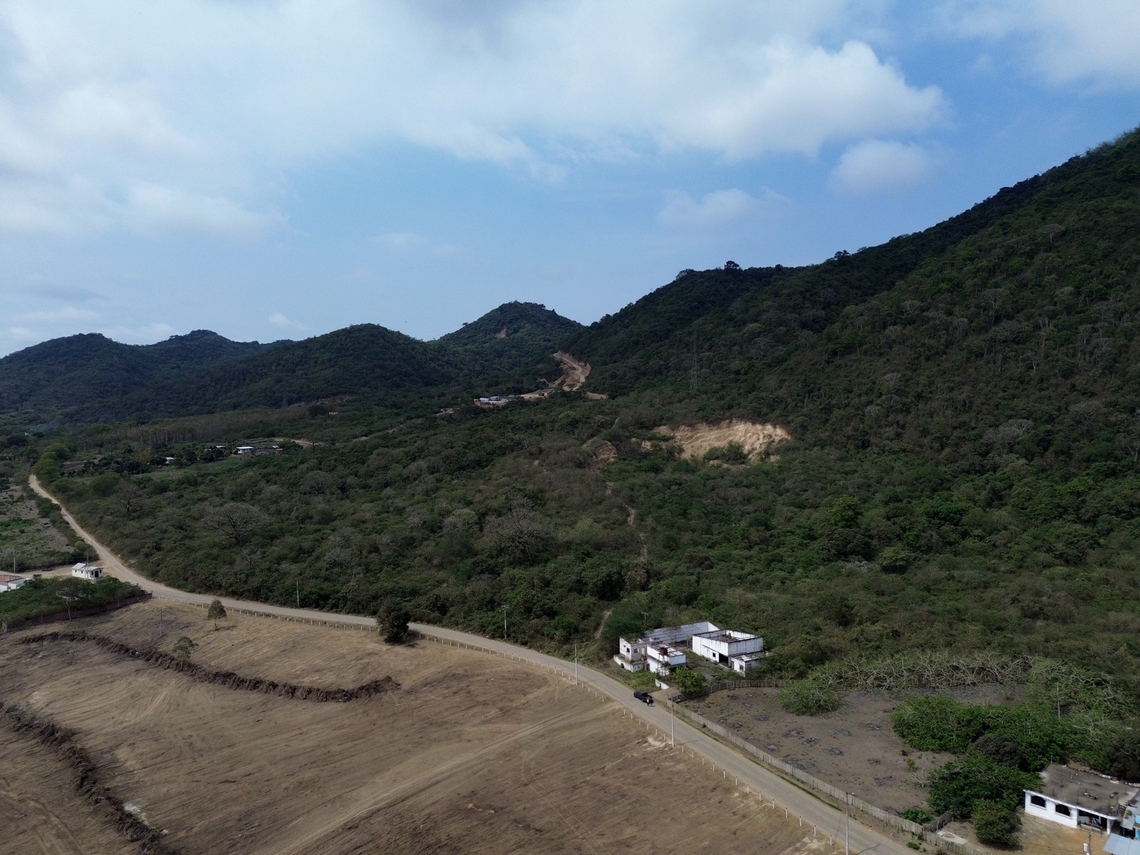 Venta de Terreno Rural en Montecristi