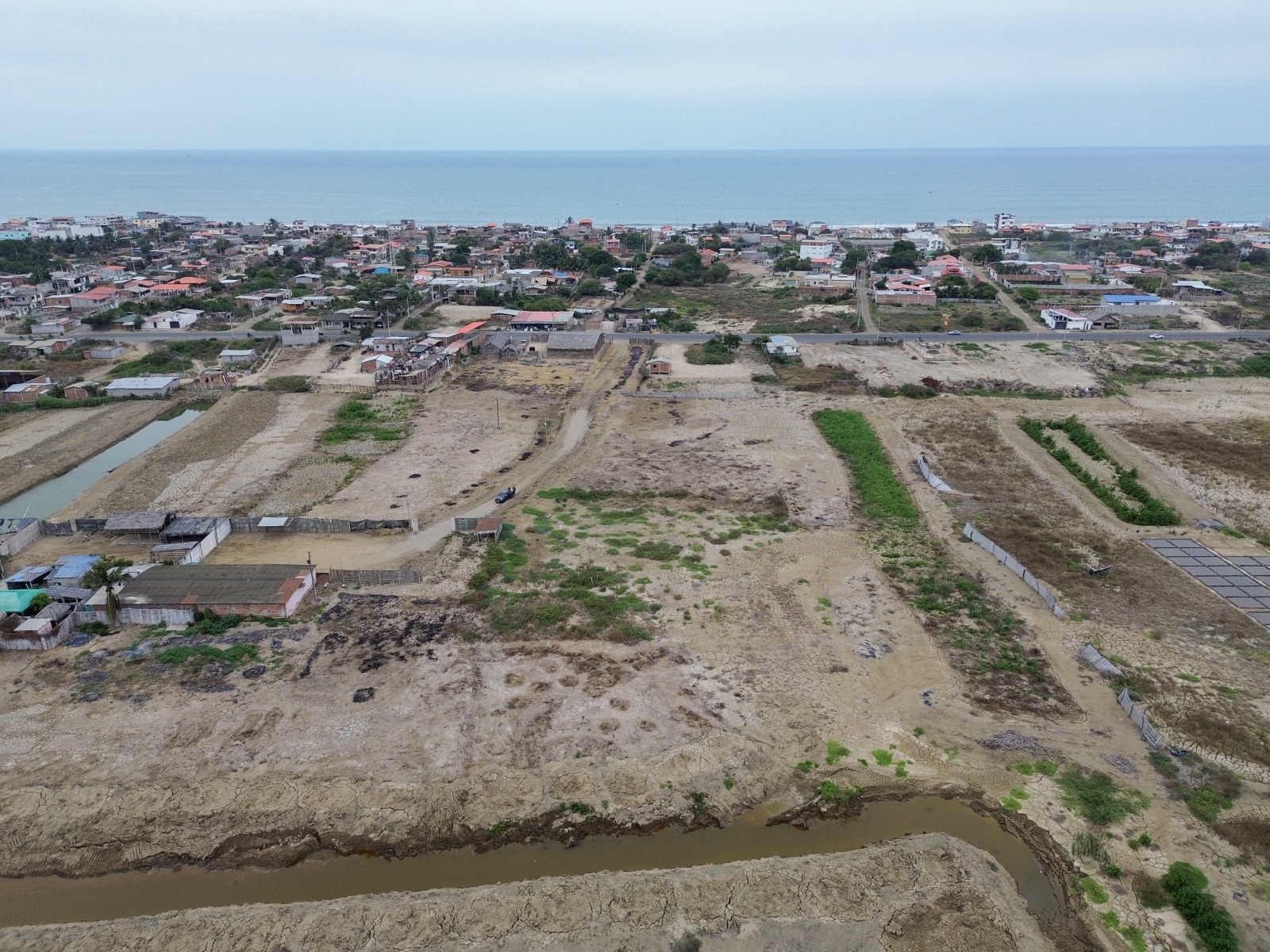 Venta de Terreno Urbano en Bahía de Caráquez CHARAPOTO