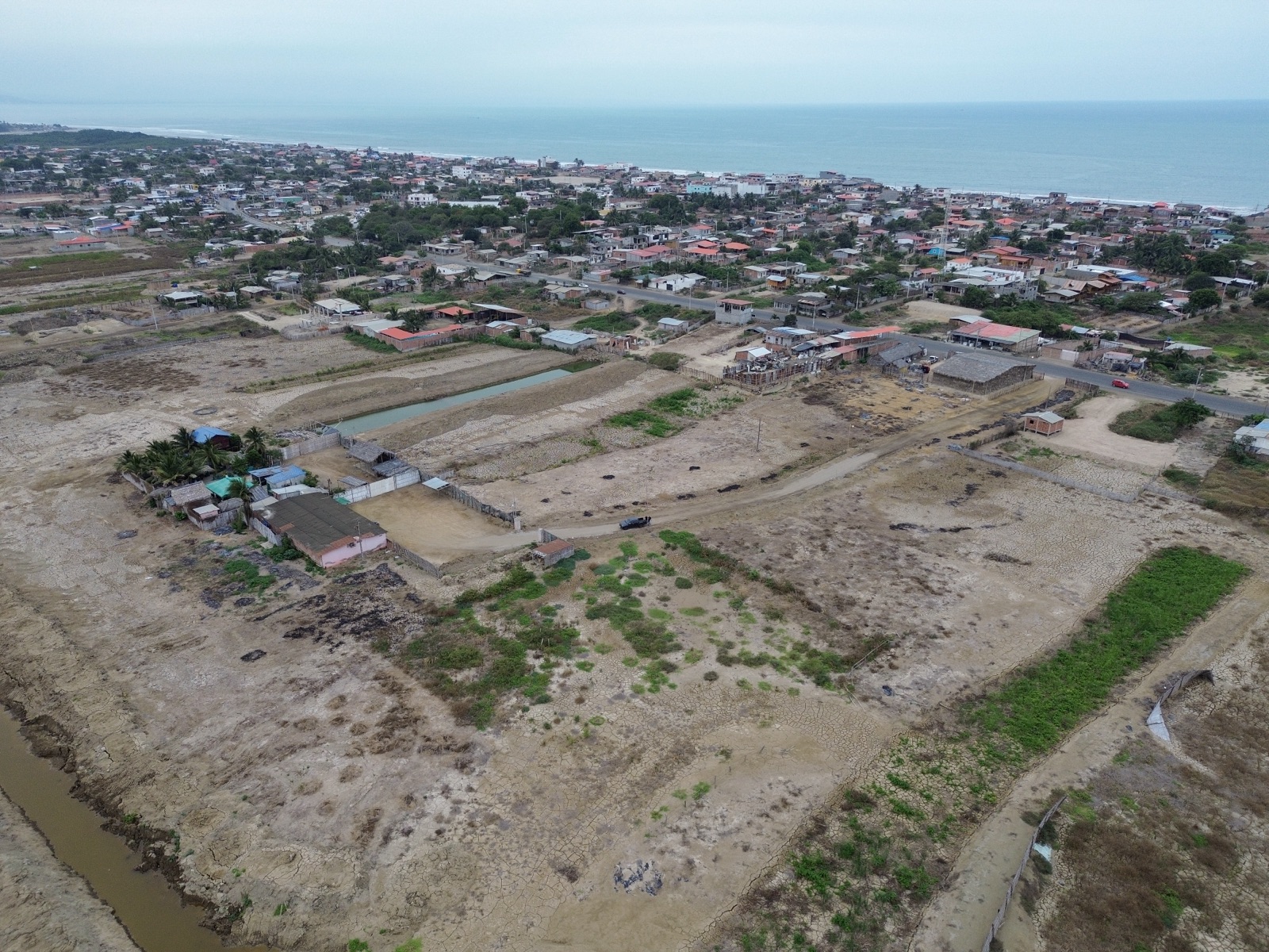 Venta de Terreno Urbano en Bahía de Caráquez CHARAPOTO
