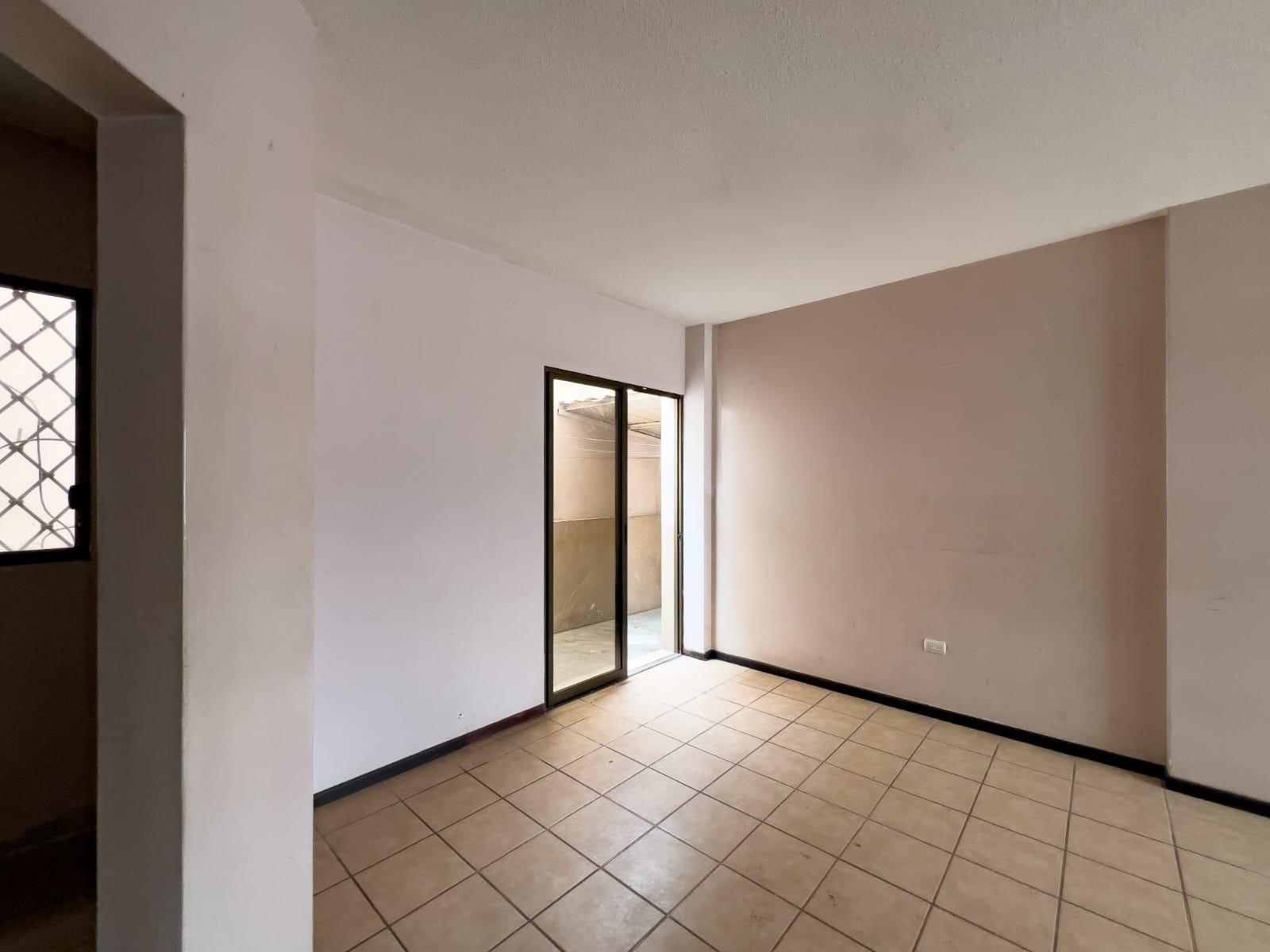 Casa en Venta, Conjunto Acacias II, Cdla Colinas de Rocafuerte, Manta