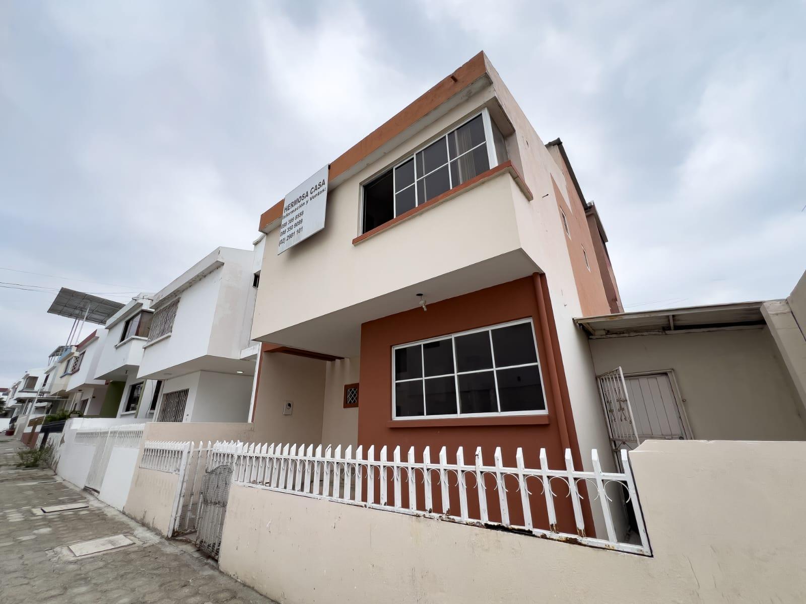 Casa en Venta, Conjunto Acacias II, Cdla Colinas de Rocafuerte, Manta