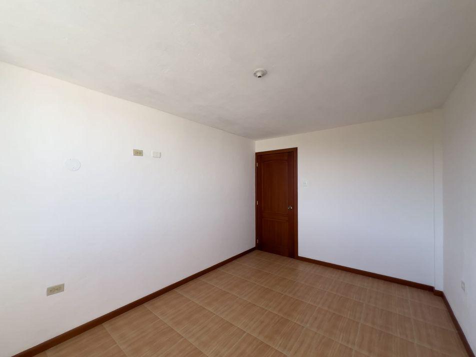 Vivienda En Venta Sector Macastro