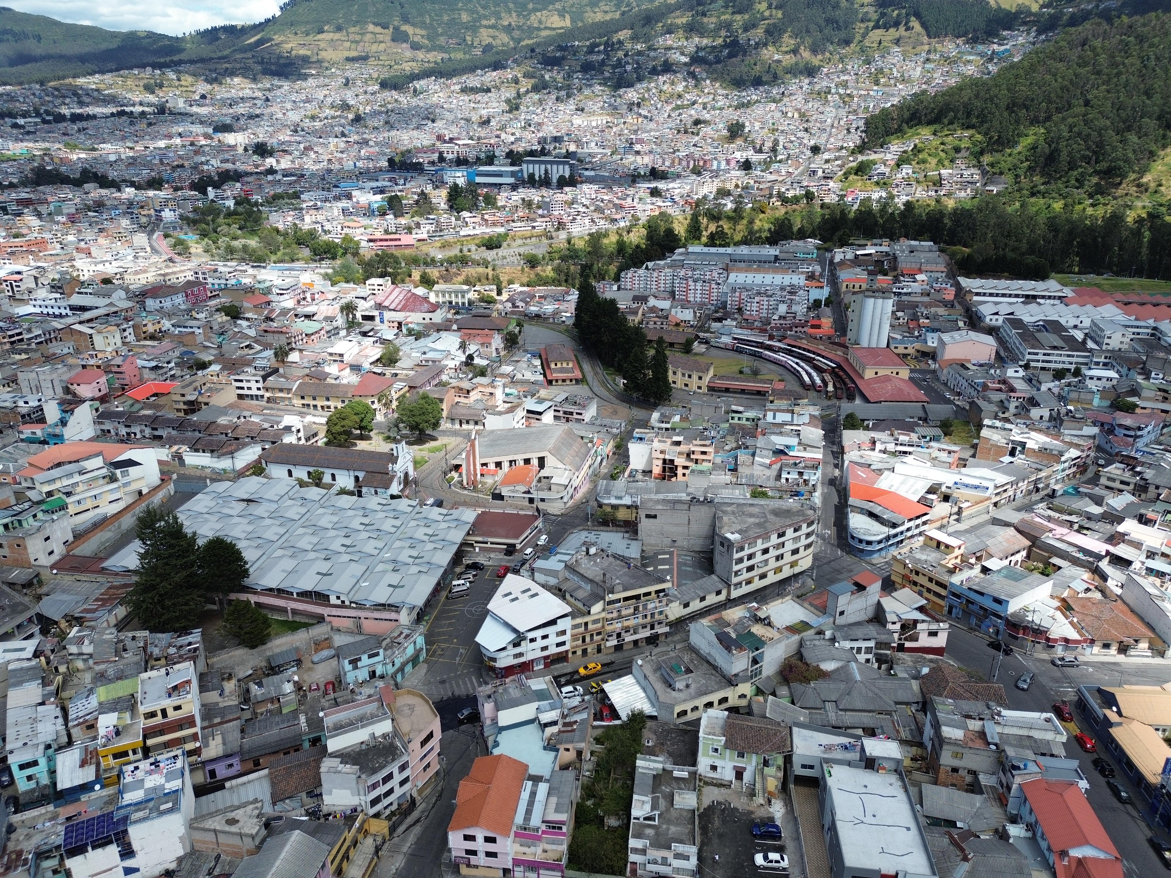 Galpón y Bodega de 340,40m2 Parroquia Chimbacalle En Los Andes