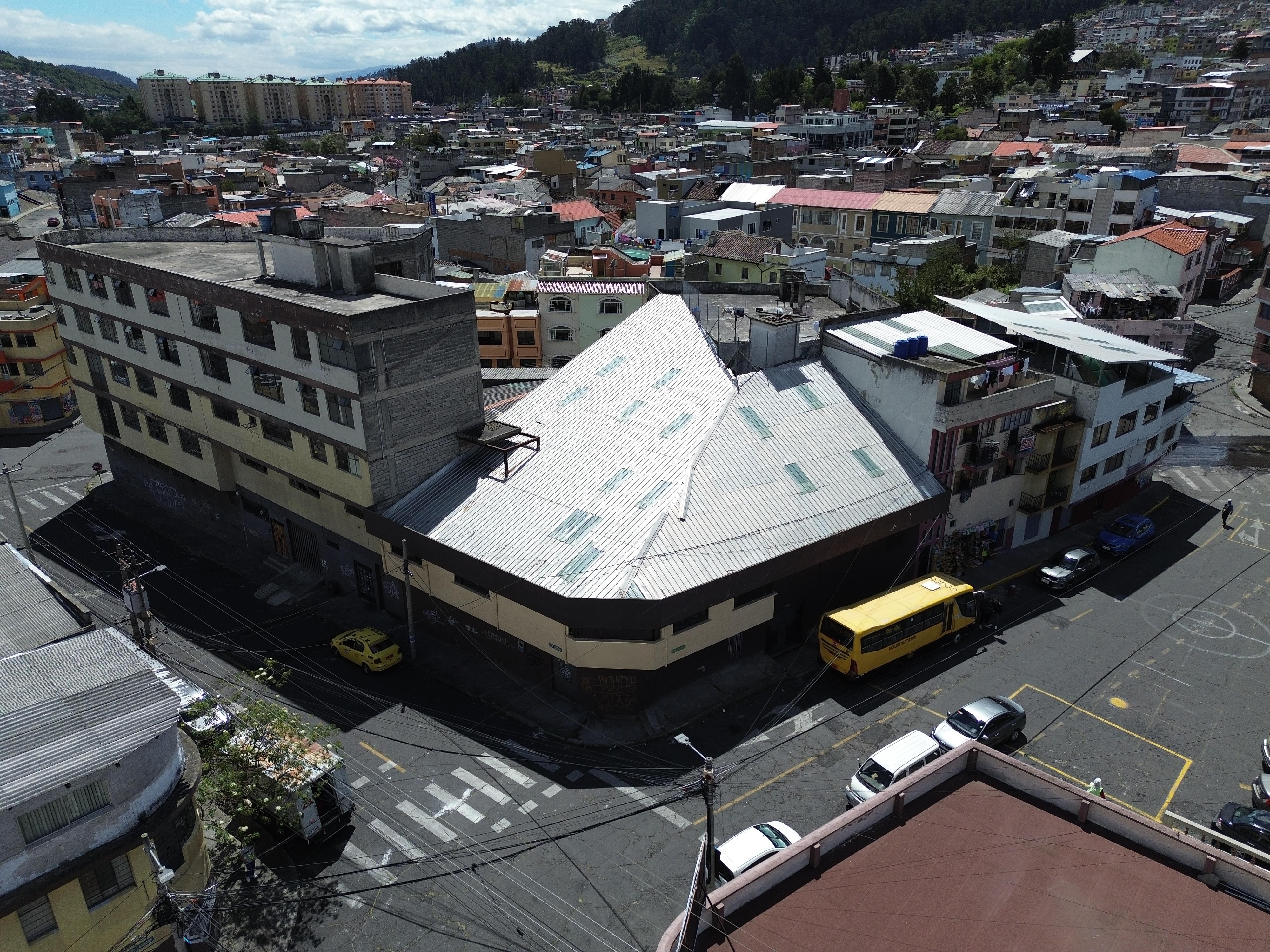Galpón y Bodega de 340,40m2 Parroquia Chimbacalle En Los Andes