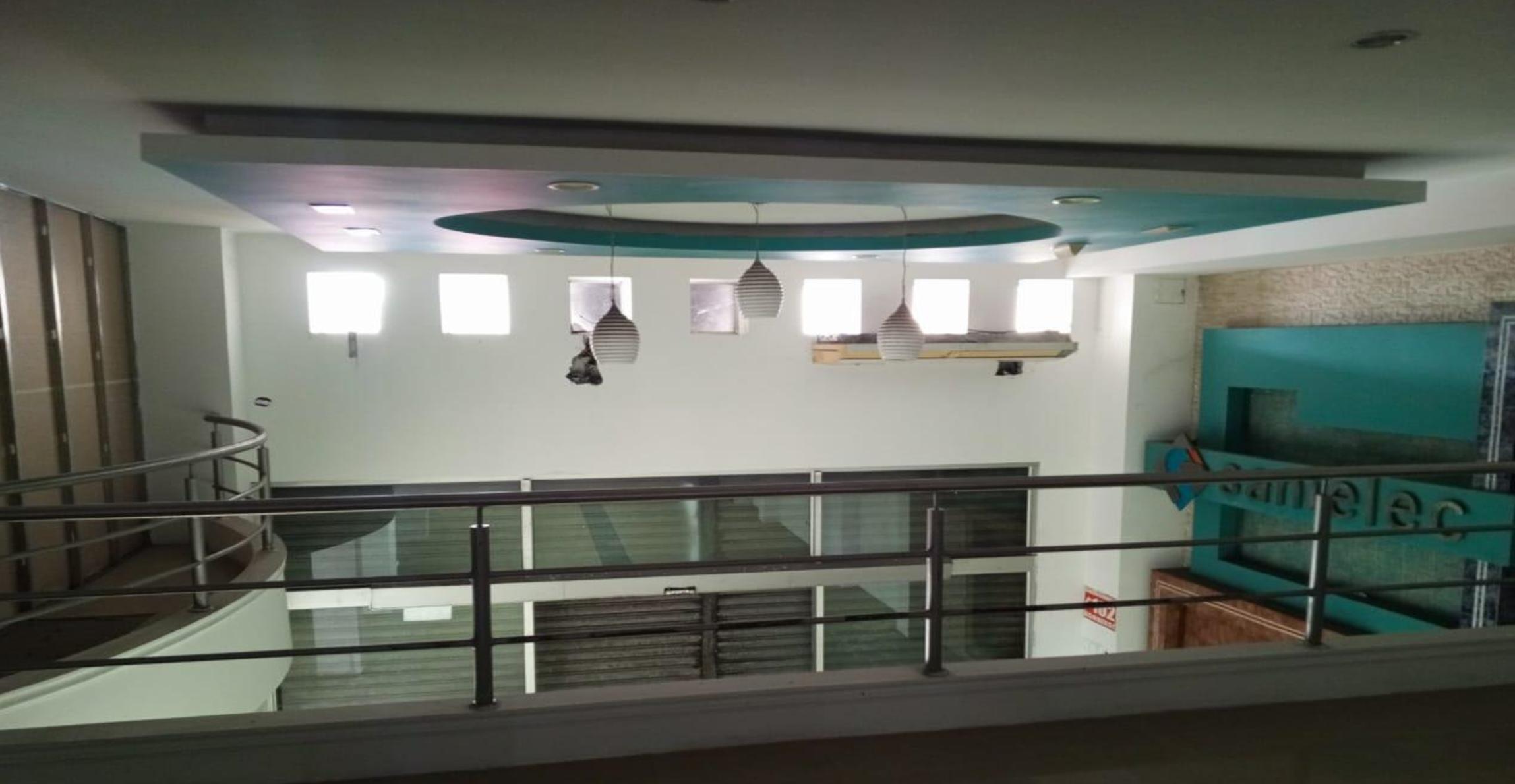 Edificio comercial en Machala