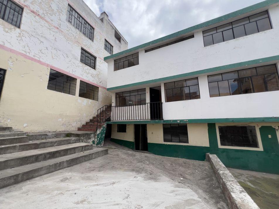 Vivienda multifamiliar en Latacunga
