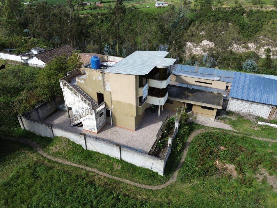 Casa en venta, camino público sector Cochaló Callate, Píllaro, Tungurahua