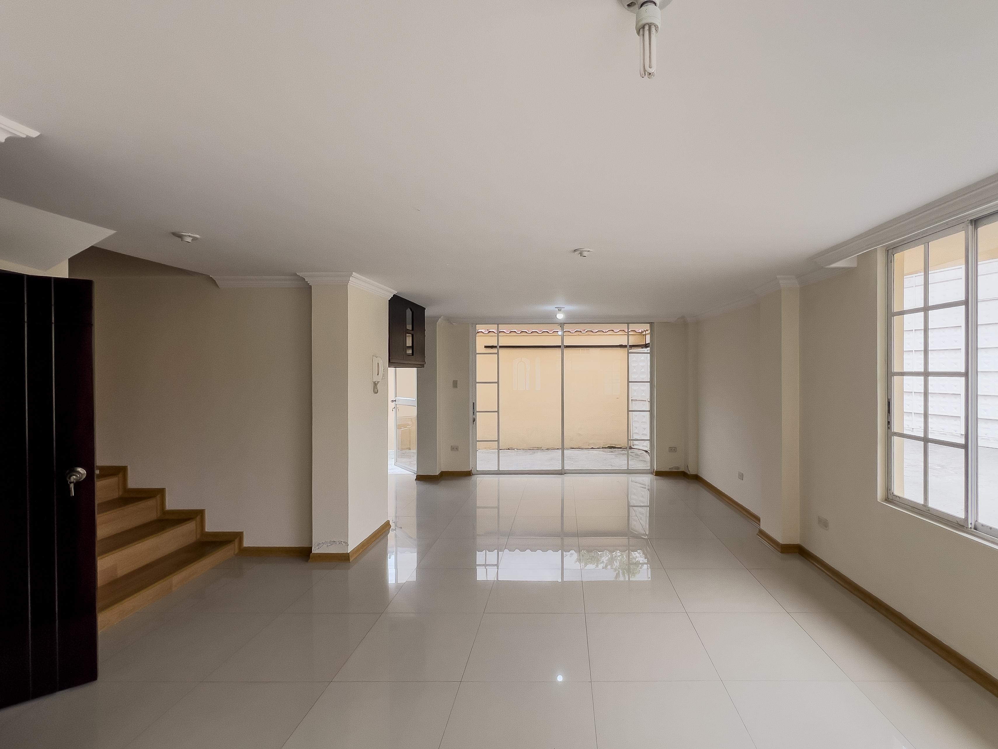 Casa en Venta en la Armenia, Conocoto