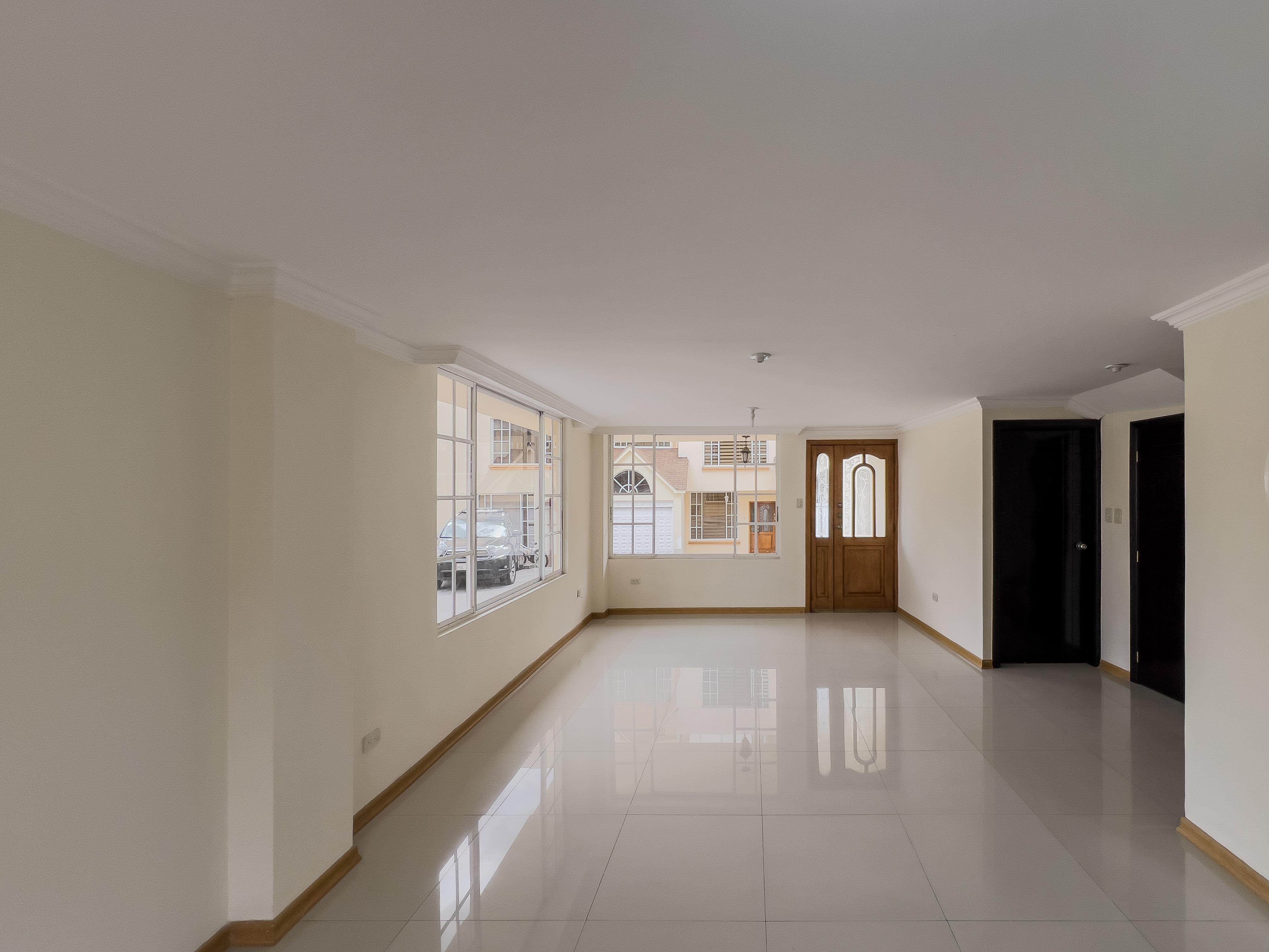 Casa en Venta en la Armenia, Conocoto
