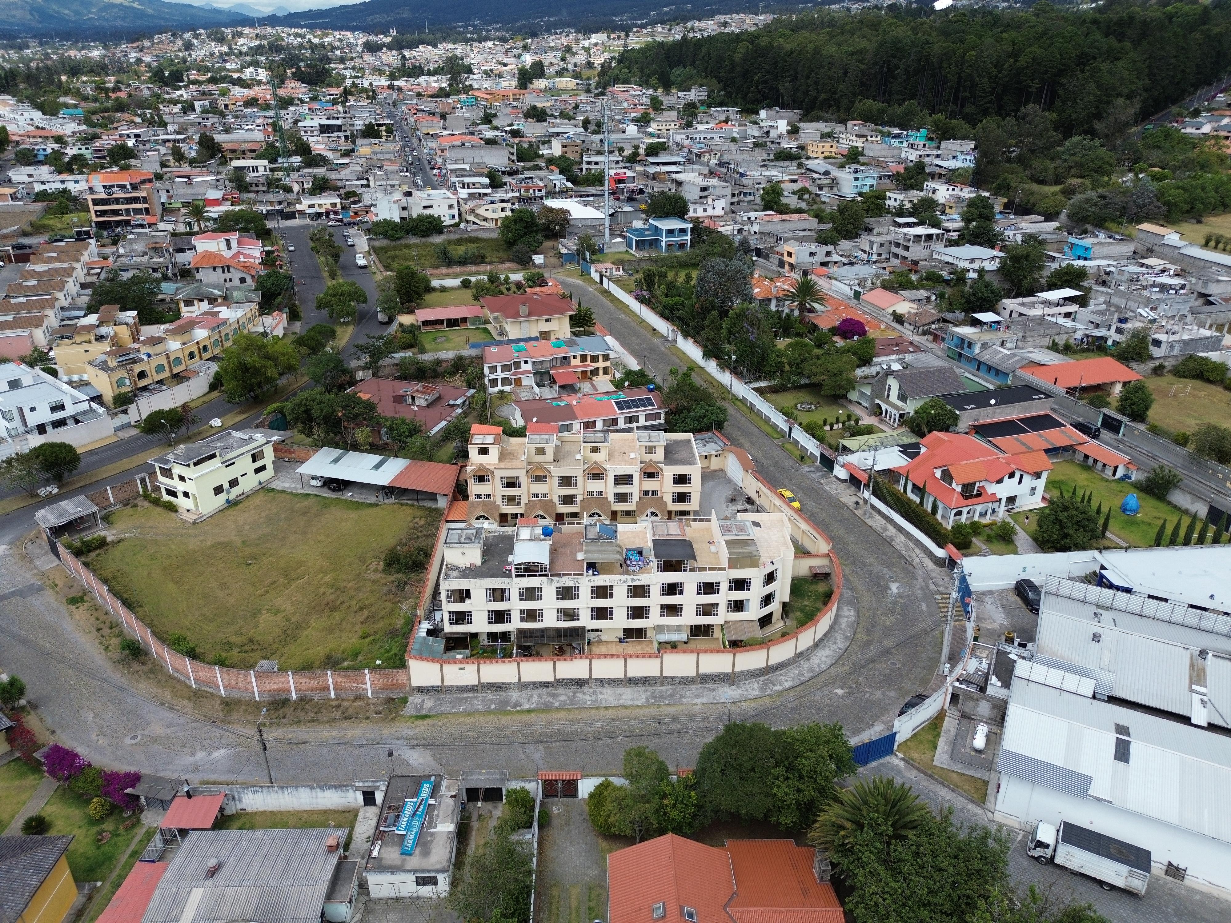 Casa en Venta en la Armenia, Conocoto