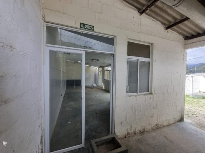 Casa en  Sector Tes Tolas, parroquia El Ángel , cantón Espejo Carchi - Espejo 499,59 m²