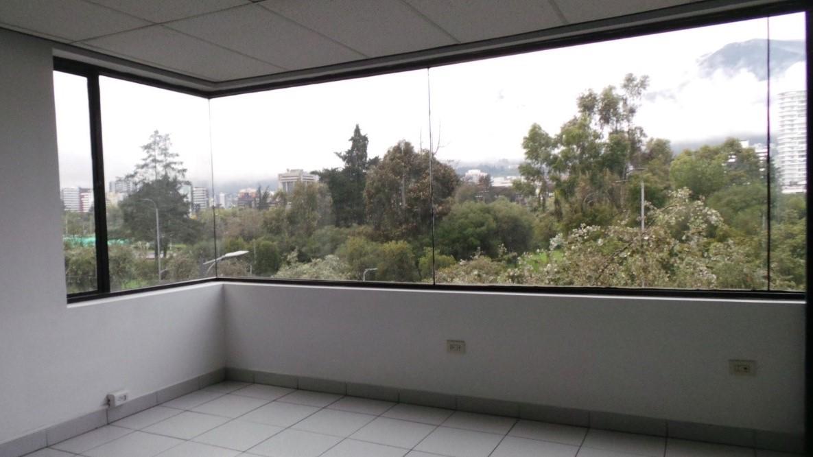 En Venta, Oficinas 21 Y 22 Unificadas, Edificio Alfil, Iñaquito, Quito