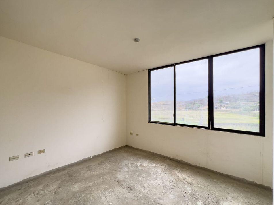 Vivienda Multifamiliar De Tres Niveles