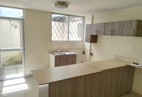 Vivienda Unifamiliar De 3 Pisos, En Venta, En San José De Morán