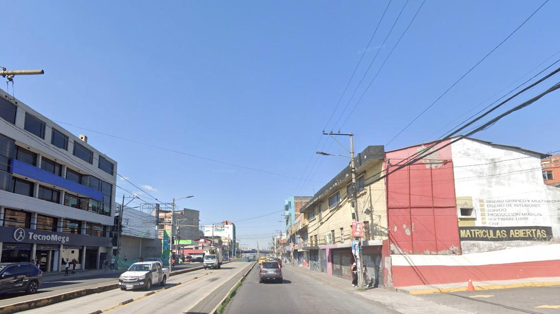 Local Comercial, Oficina Y Vivienda