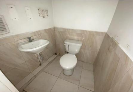 Local Comercial, Oficina Y Vivienda