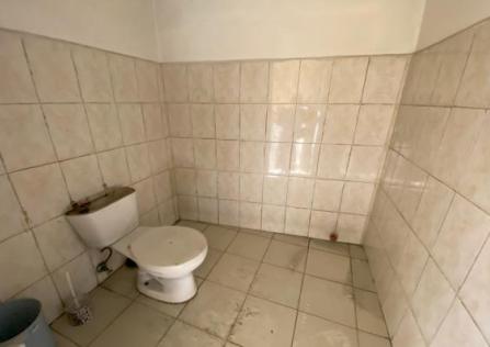 Local Comercial, Oficina Y Vivienda