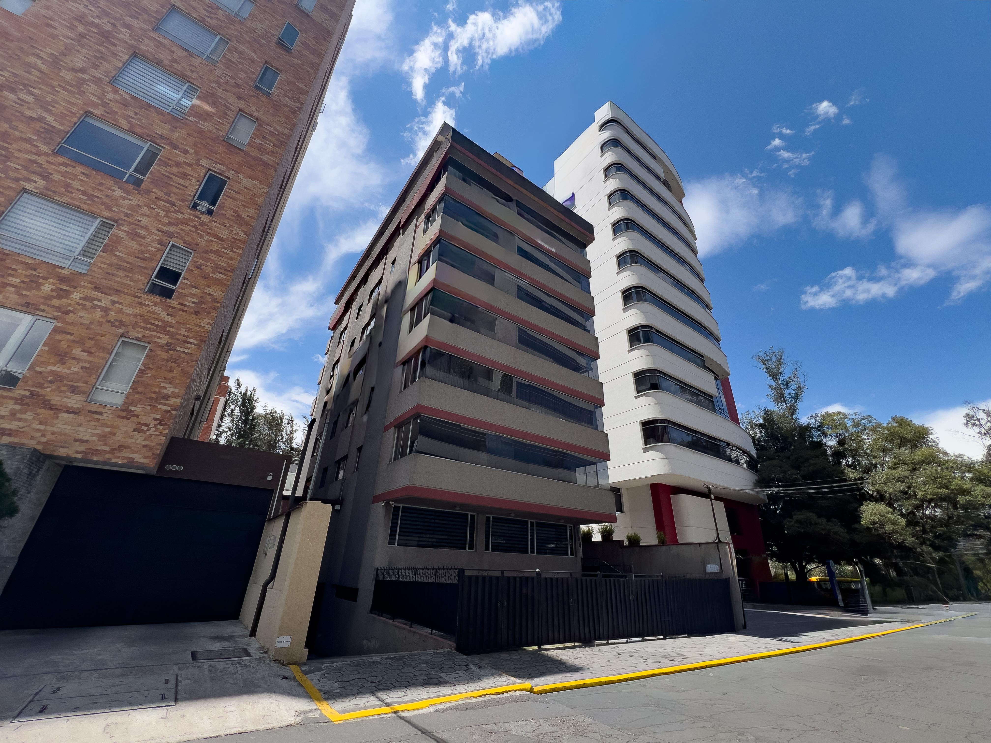 Departamento en venta sector la Carolina