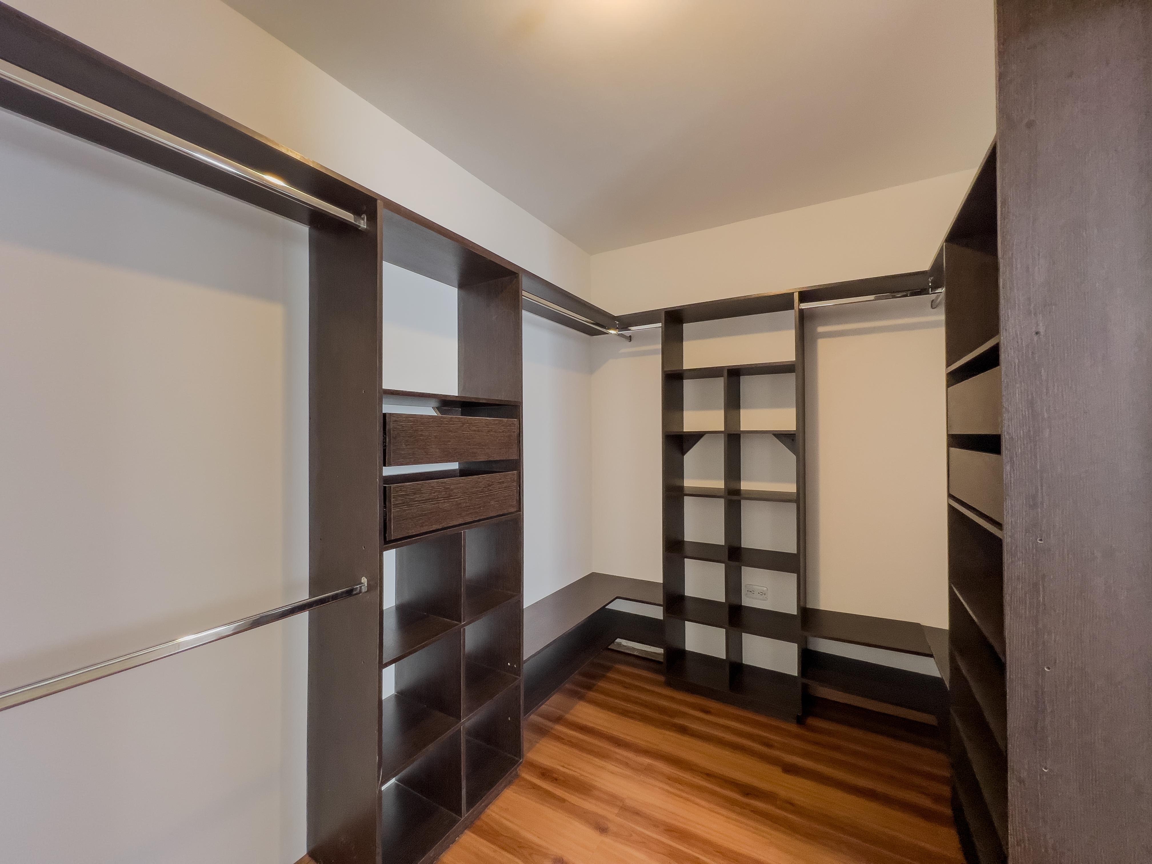 Casa en venta, Conocoto, Conjunto Fairyland, Av. Chillo Jijón