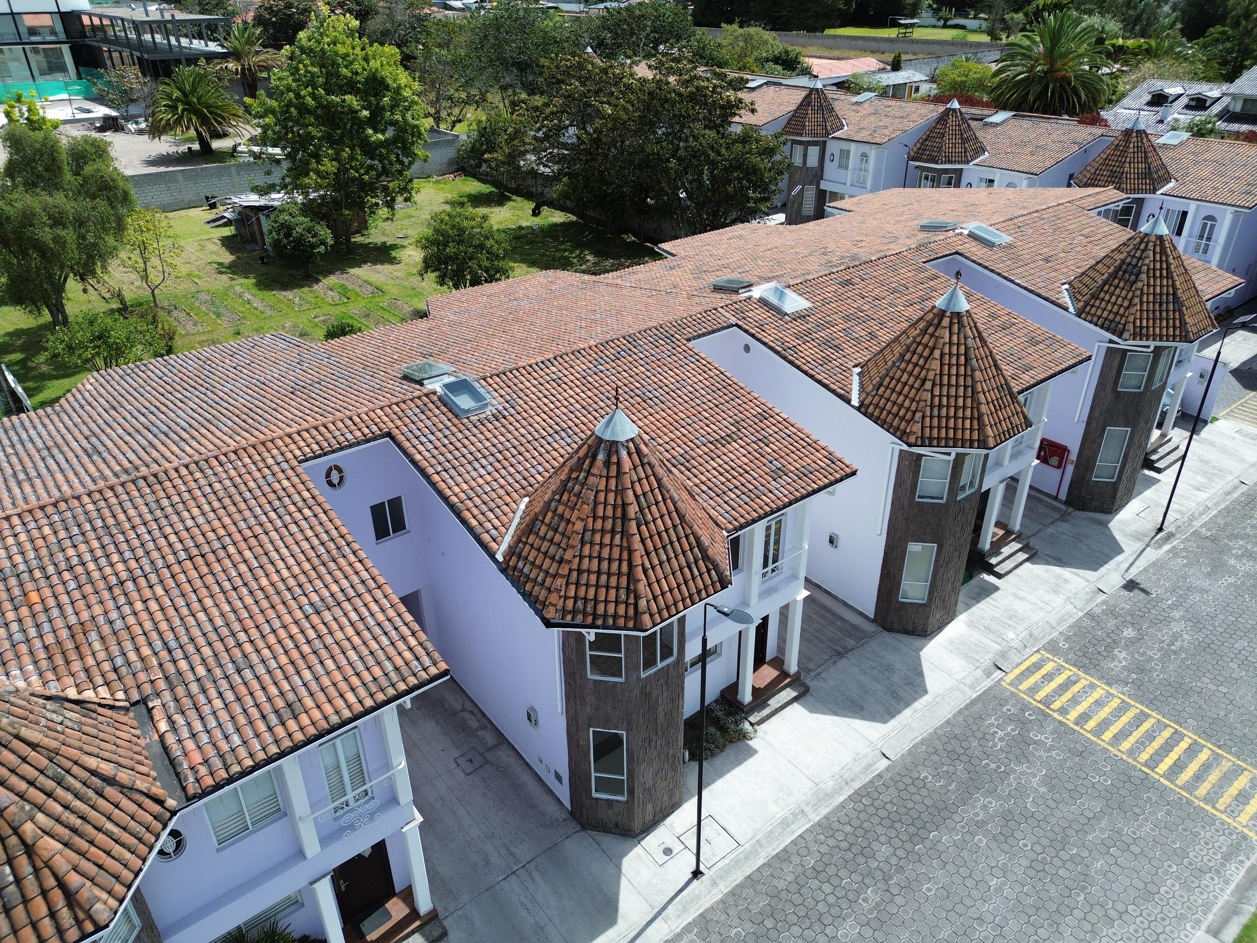 Casa en venta, Conocoto, Conjunto Fairyland, Av. Chillo Jijón