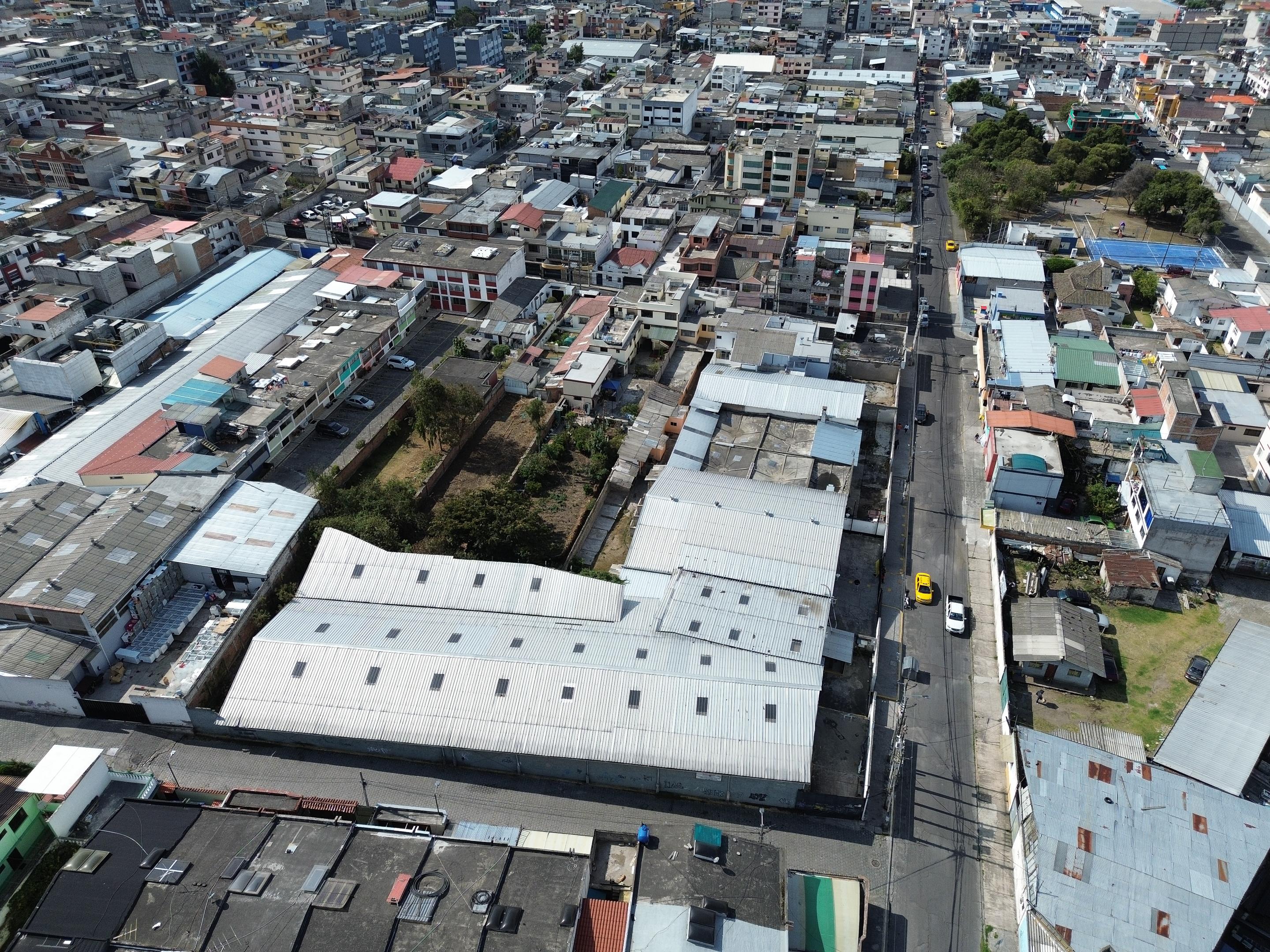 Local Comercial, Galpón y Bodega Sector La Delicia