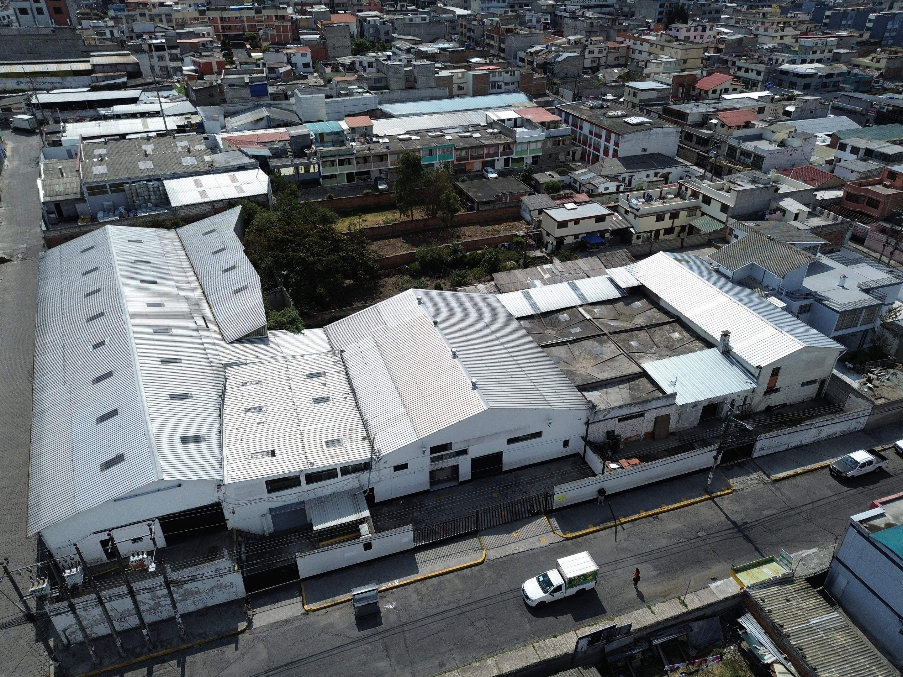 Local Comercial, Galpón y Bodega Sector La Delicia