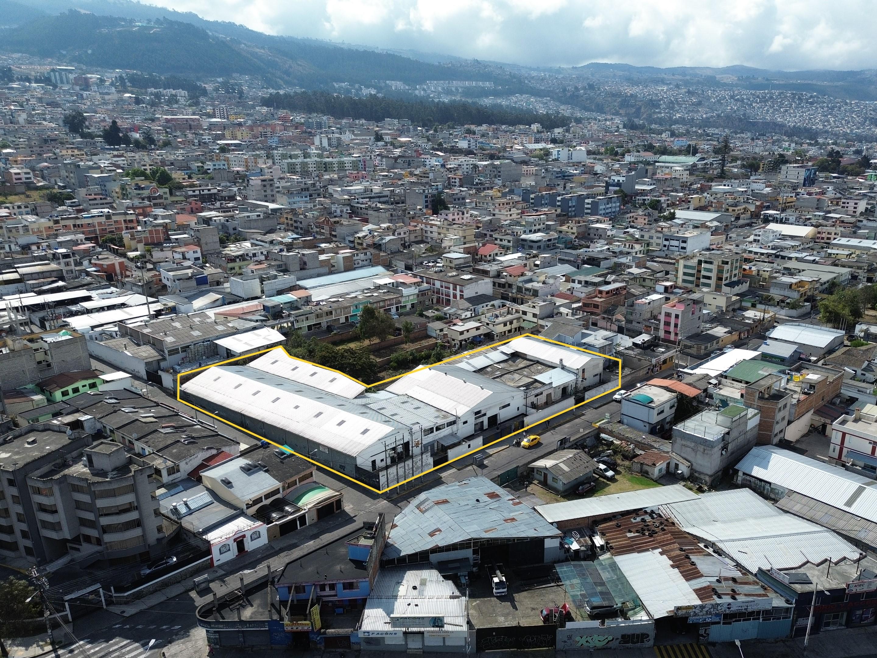 Local Comercial, Galpón y Bodega Sector La Delicia