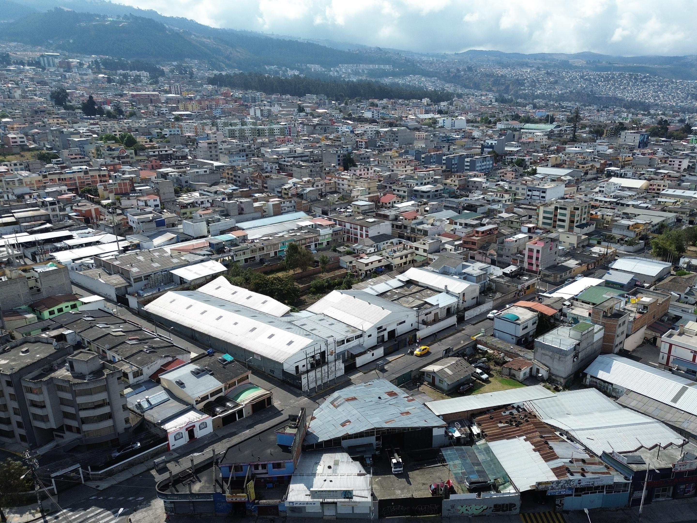 Local Comercial, Galpón y Bodega Sector La Delicia