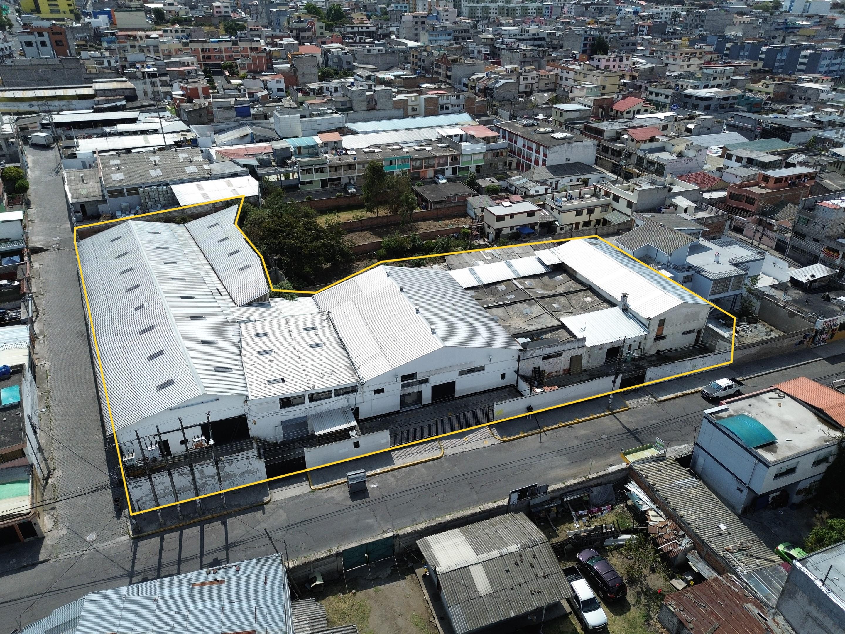 Local Comercial, Galpón y Bodega Sector La Delicia