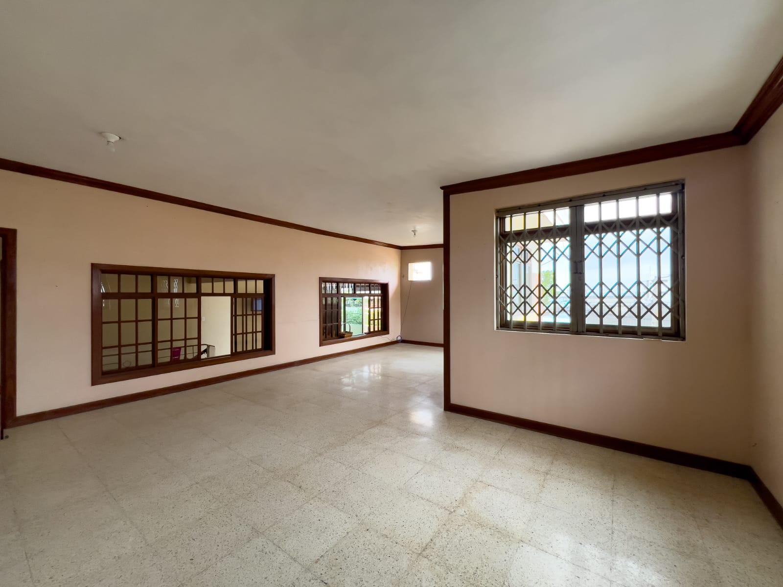 Venta de Casa Unifamiliar en Manta