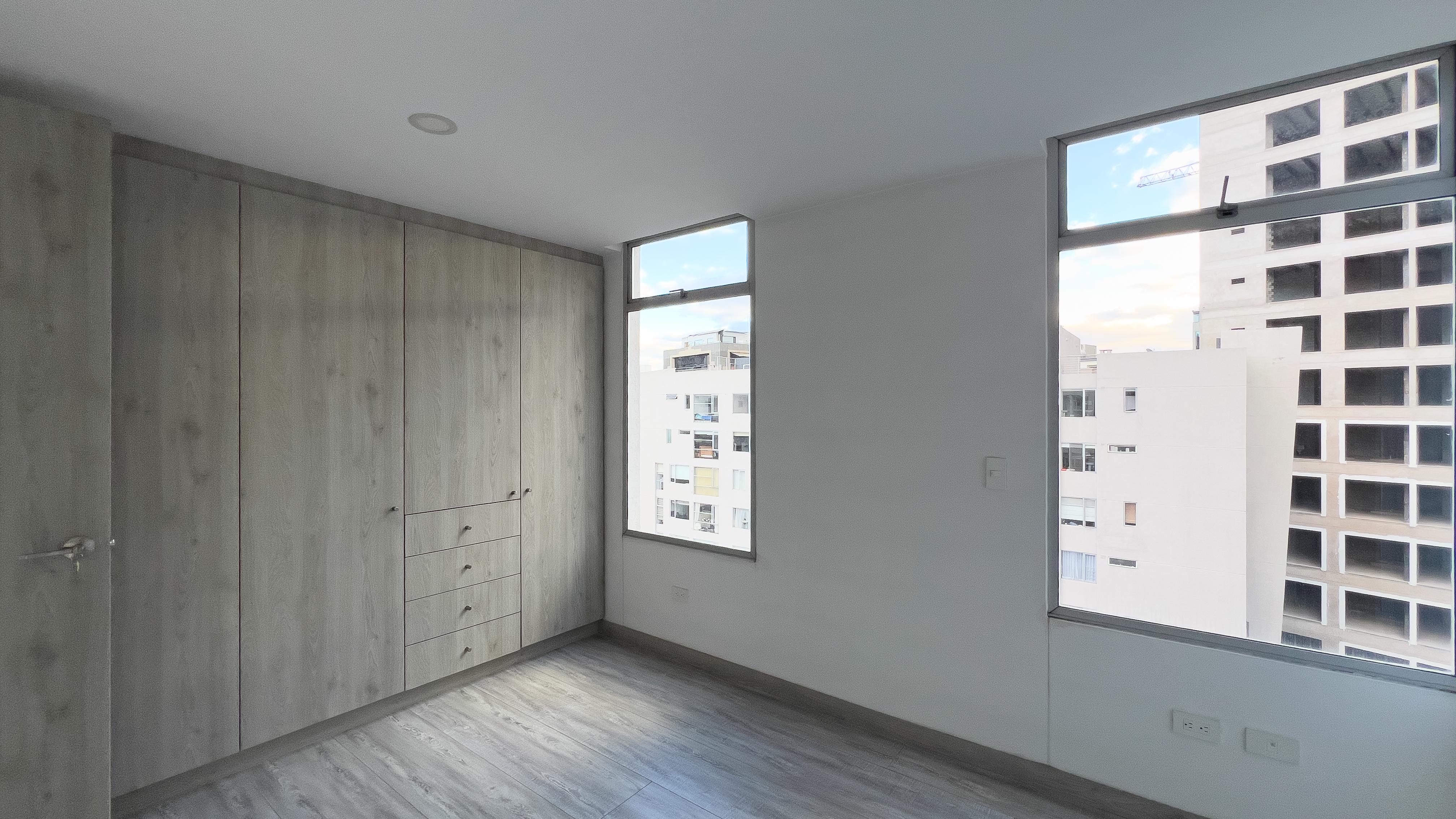 Departamento en venta, Edificio Moscú, Sector República del Salvador, Quito