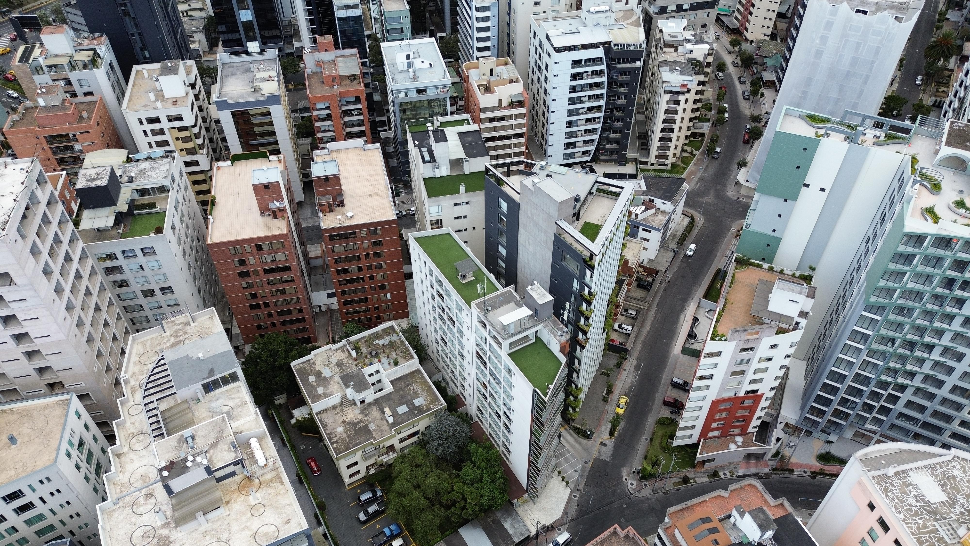 Departamento en venta, Edificio Moscú, Sector República del Salvador, Quito
