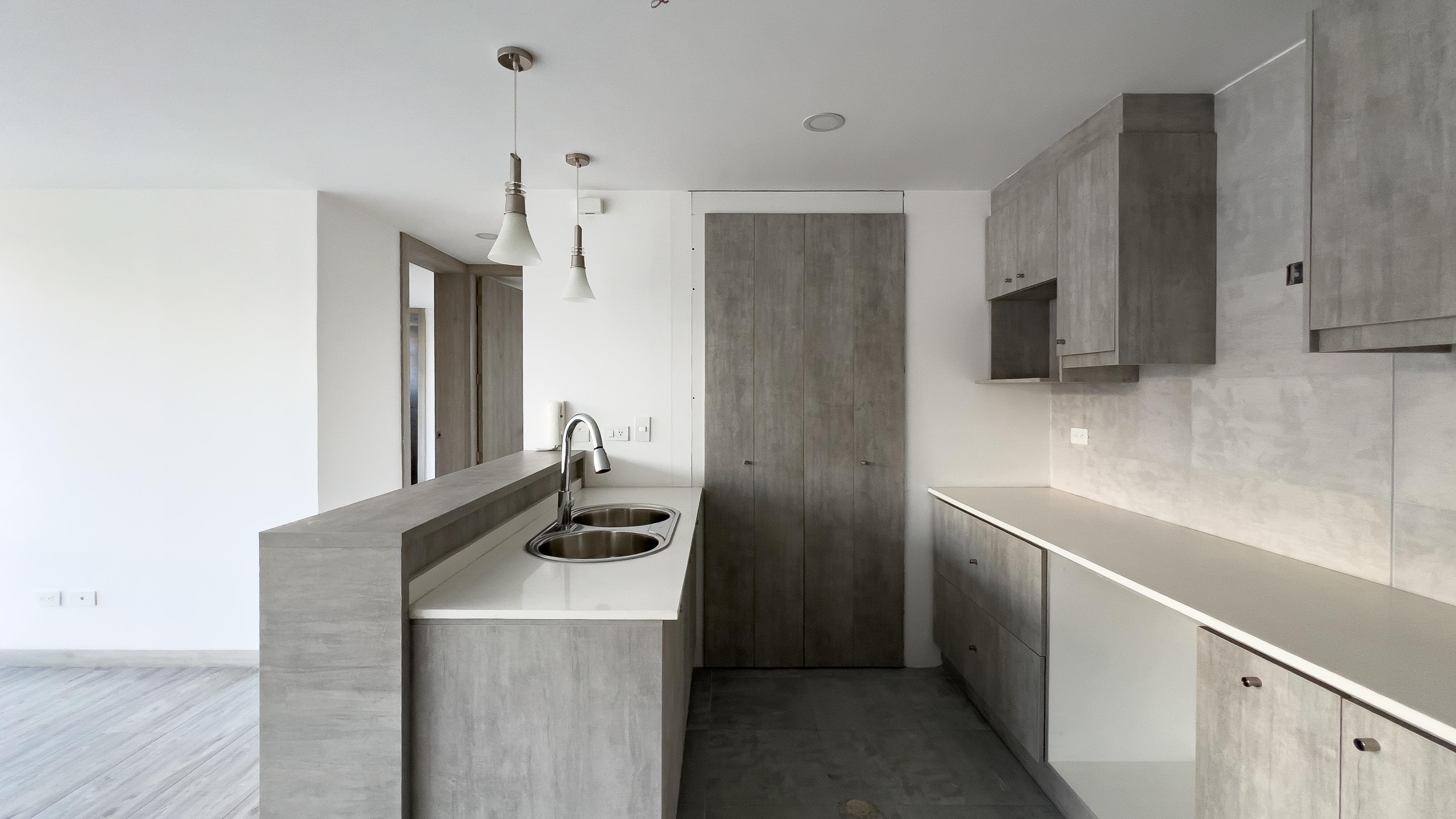 Departamento en venta, Edificio Moscú, Sector República del Salvador, Quito
