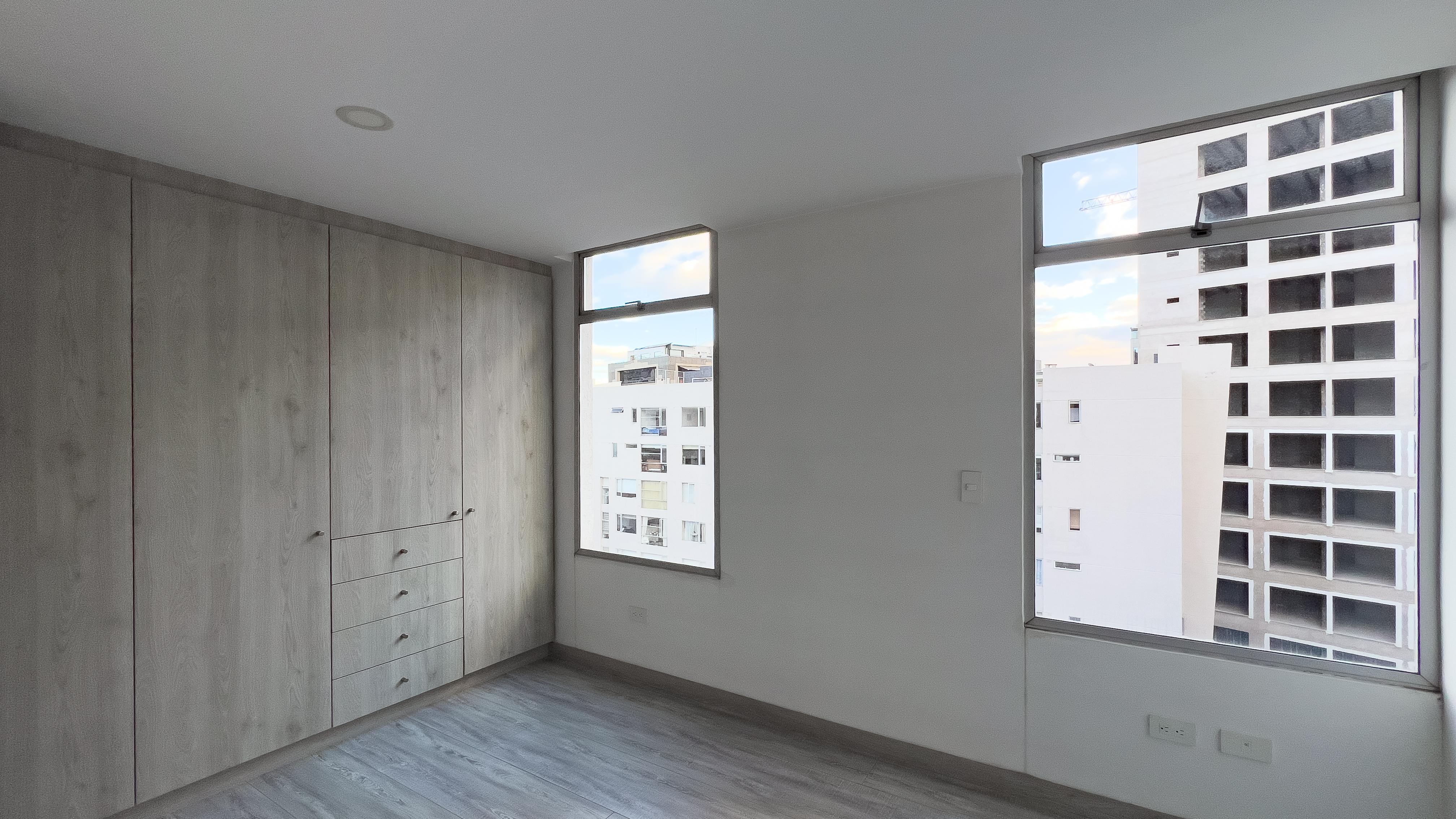 Departamento en venta, Edificio Moscú, Sector República del Salvador, Quito