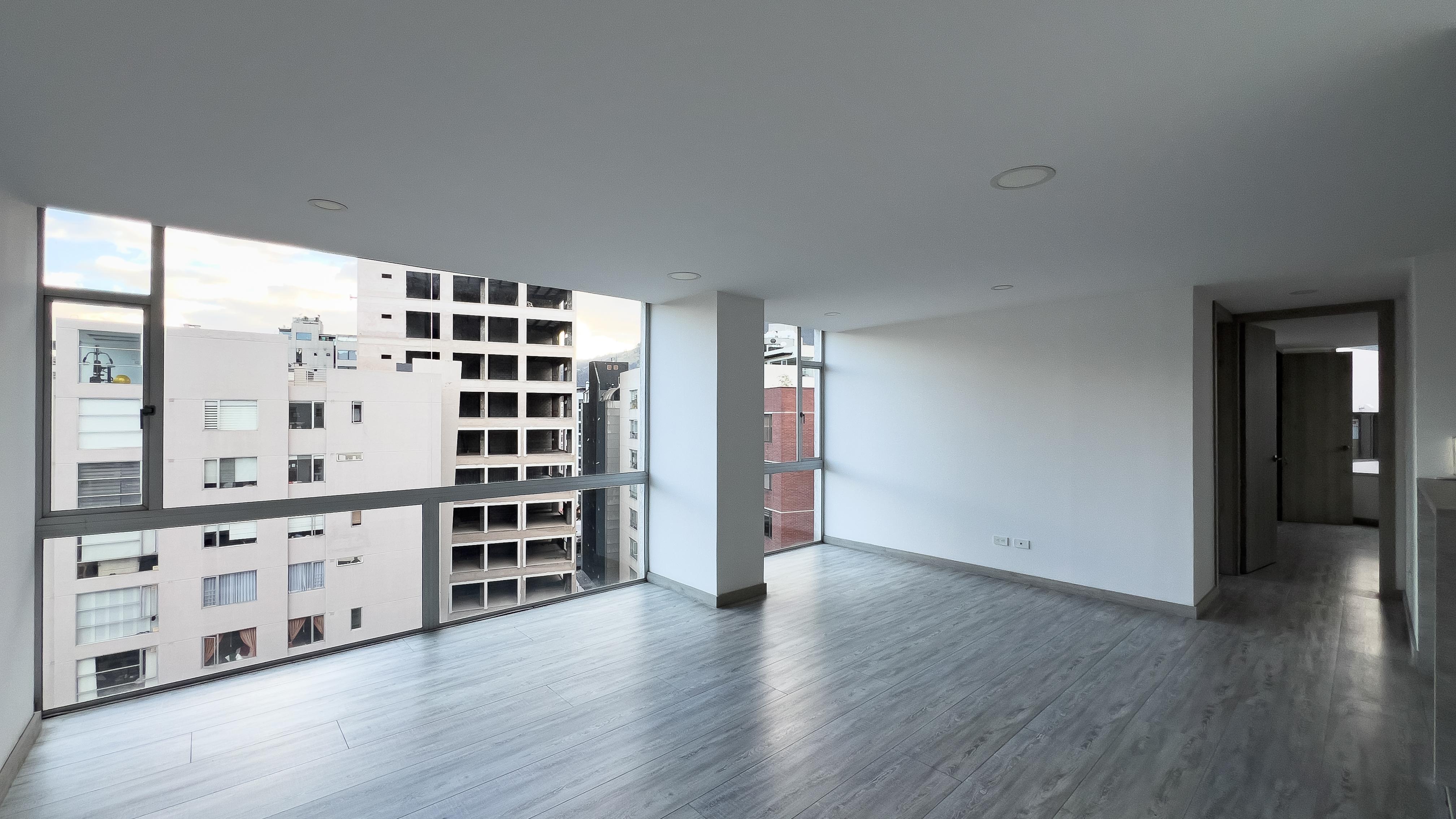 Departamento en venta, Edificio Moscú, Sector República del Salvador, Quito