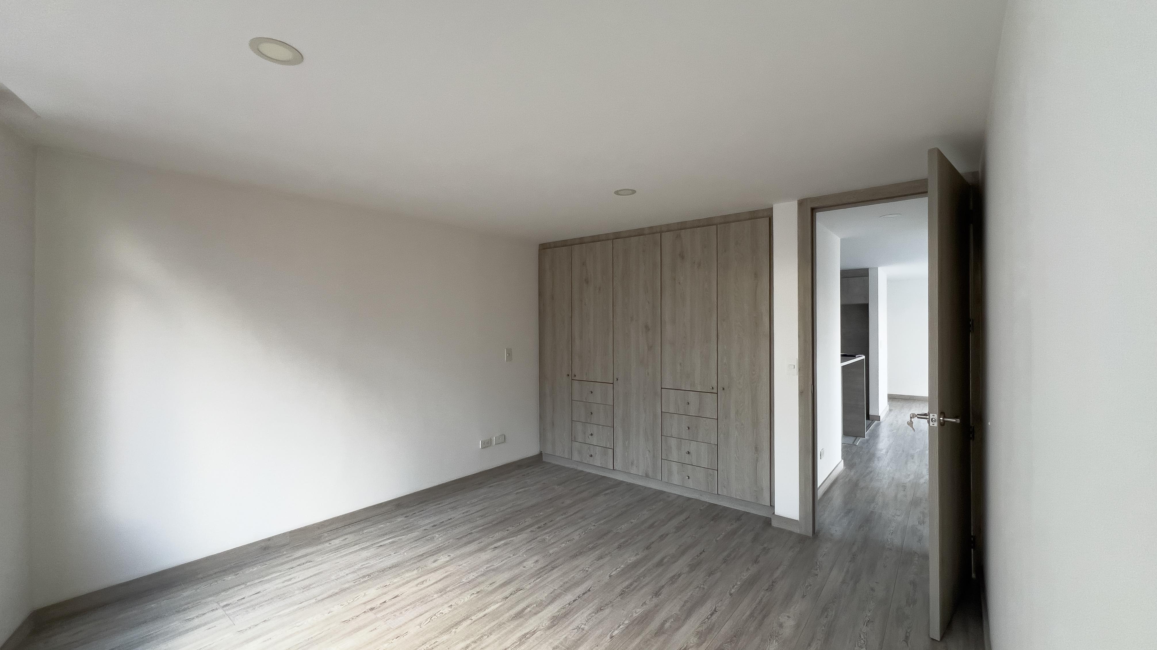 Departamento en venta, Edificio Moscú, Sector República del Salvador, Quito