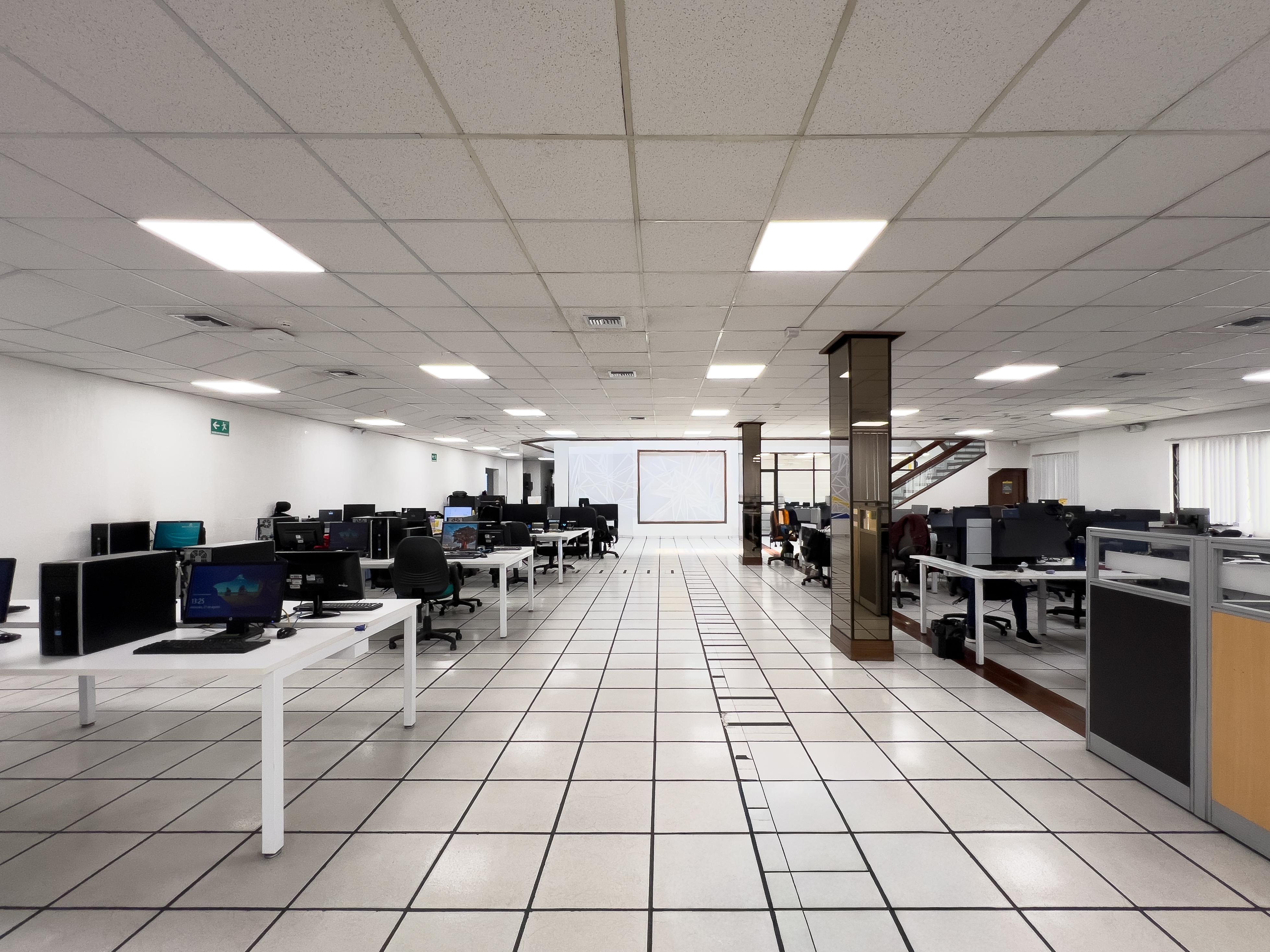 Oficina en venta en Av. 10 de Agosto N37-99 y Barón de Carondelet, Quito