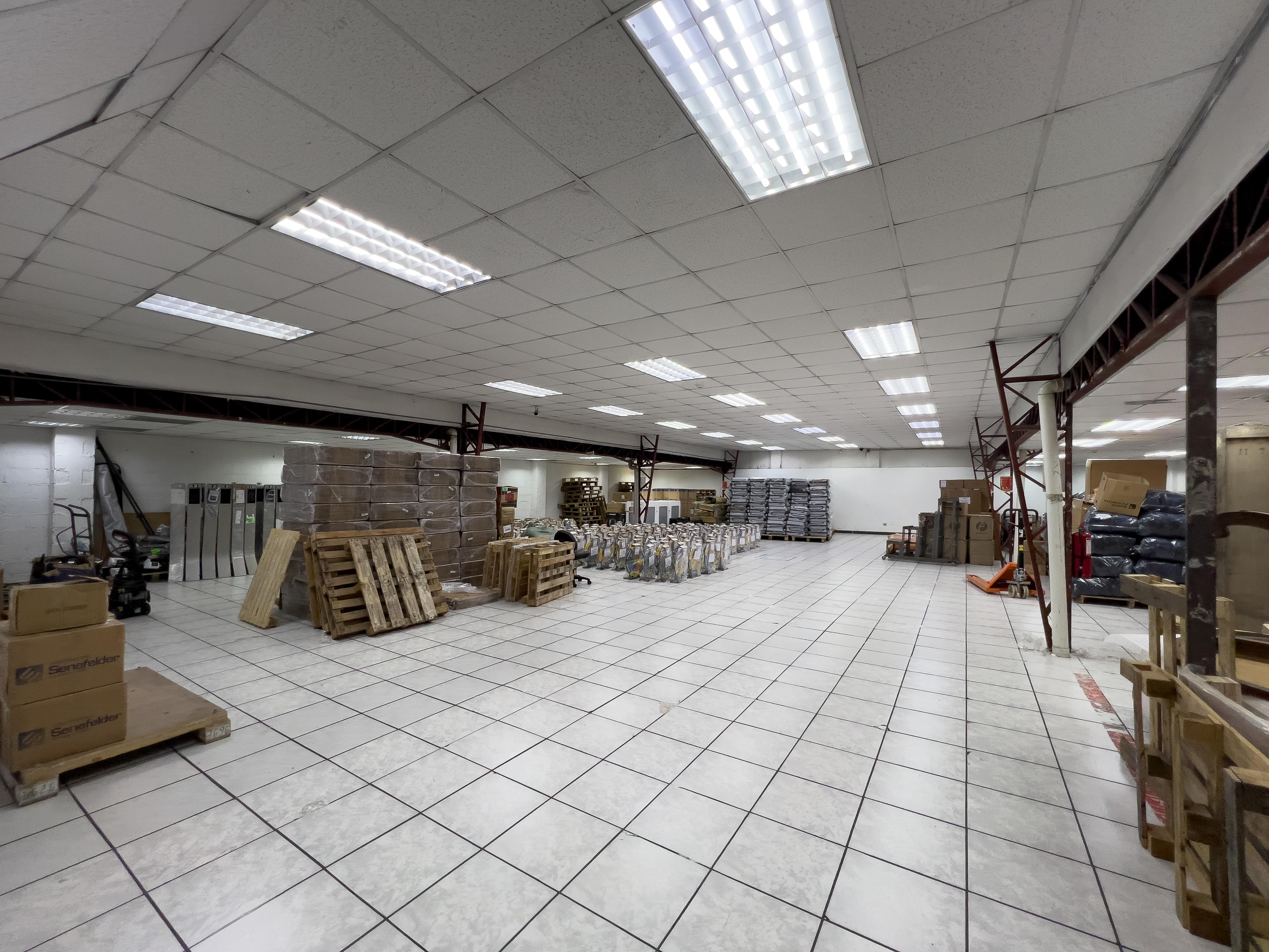 Oficina en venta en Av. 10 de Agosto N37-99 y Barón de Carondelet, Quito