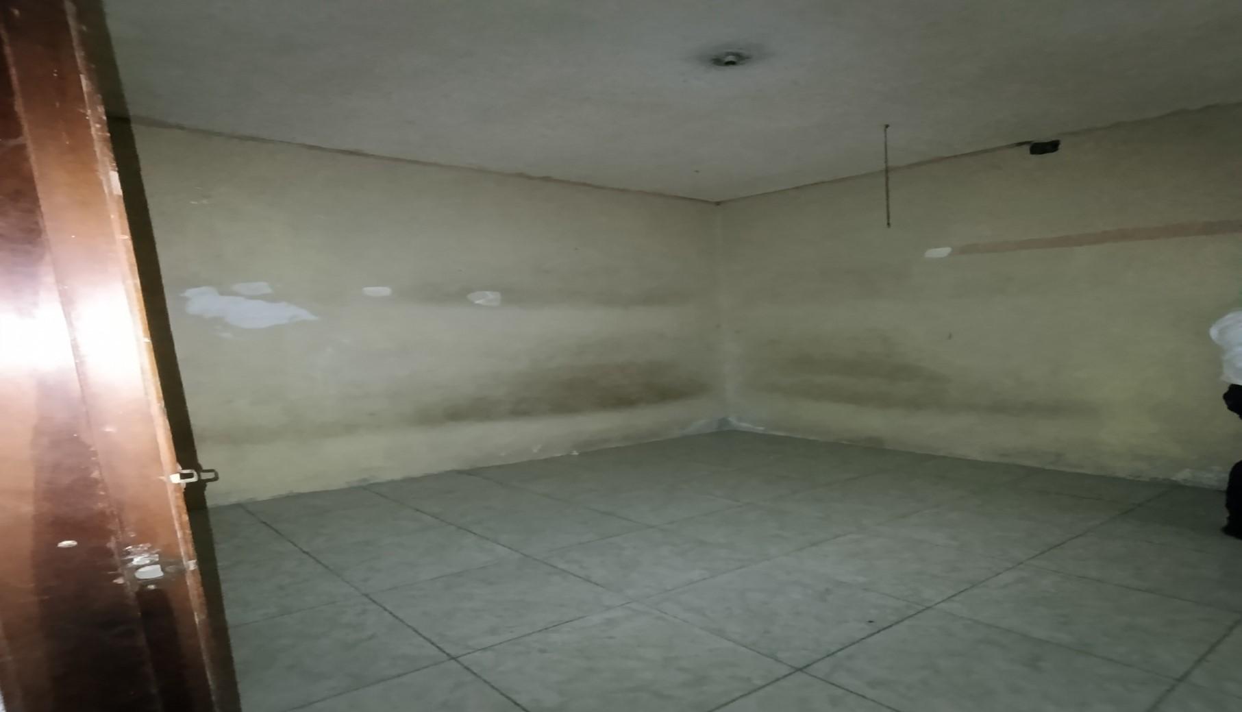 Casa de dos pisos en venta en Quevedo