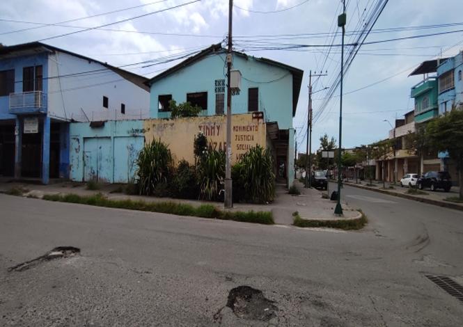 Terreno Urbano Esquinero en el Centro de Esmeraldas