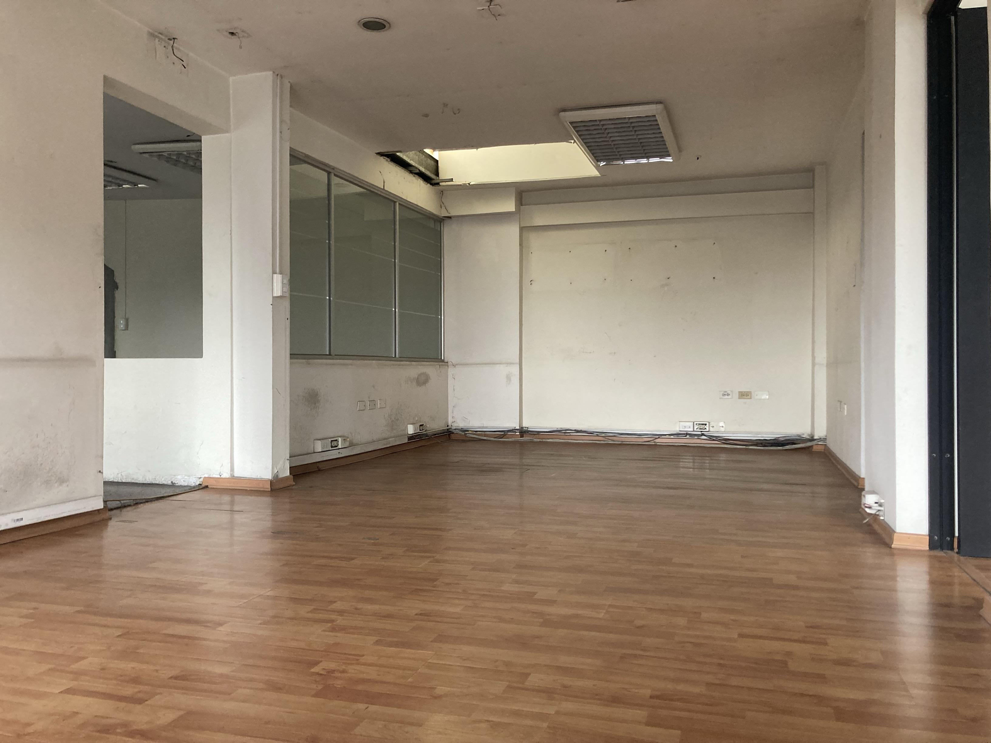 Local Comercial en venta en la Av. La Coruña