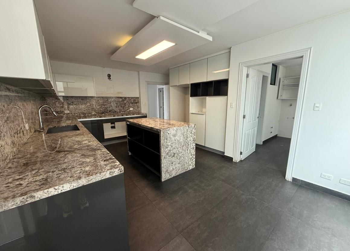Departamento en venta en Quito Tenis, Hidalgo de Pinto