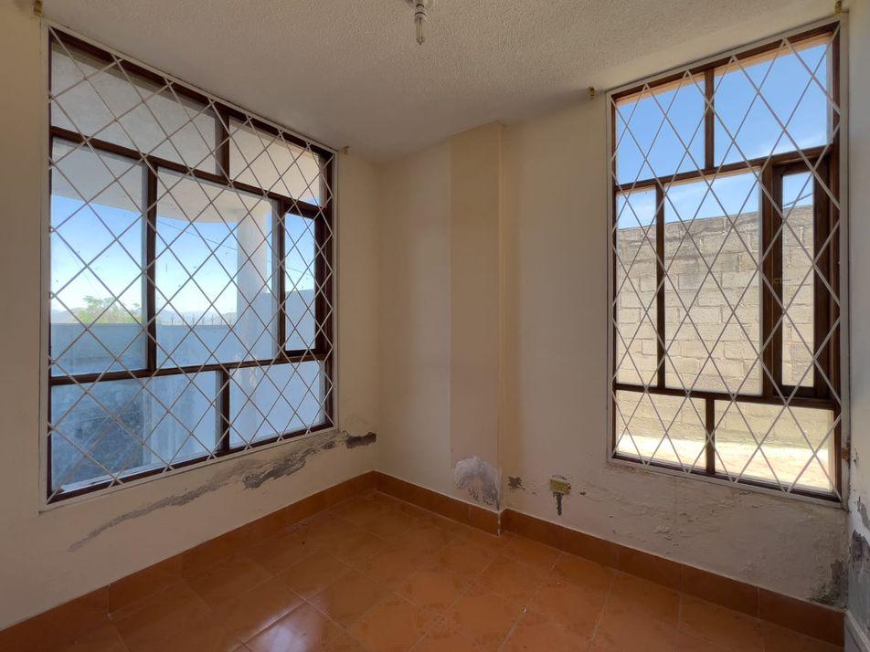 Casa de 3 plantas en Ibarra