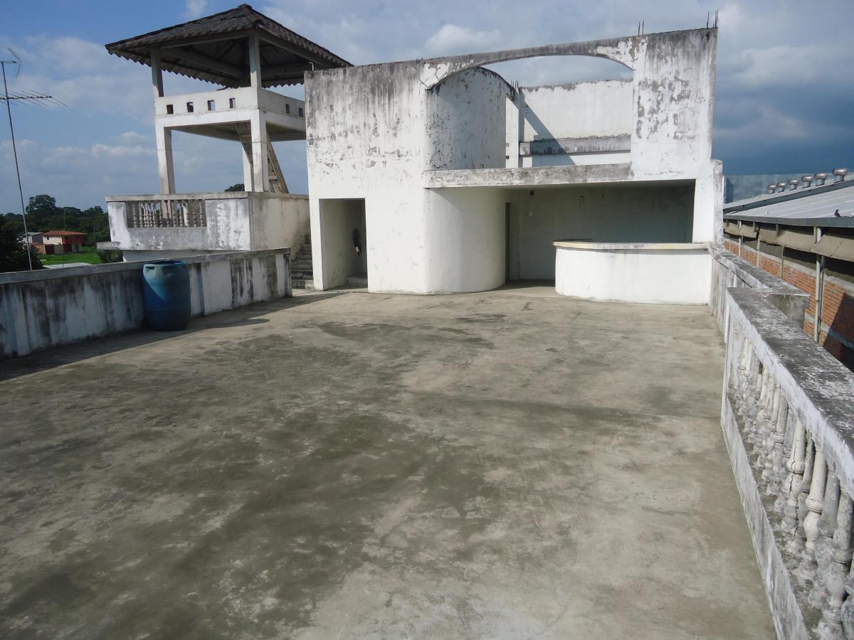 Terreno y edificación