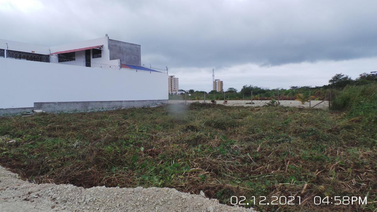 Terreno en venta en sector Castelnuovo, Parroquia Atacames Esmeraldas.