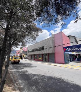 Local comercial con galpón