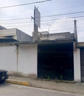 Vivienda Y Terreno Lote 15 En La Coop. De Vivienda Ciudad Nueva, Santo Domingo